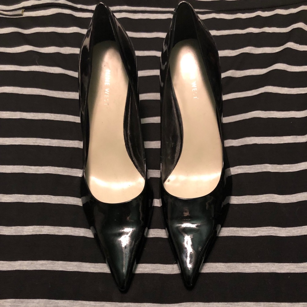 Nine West classic pointy black high heels